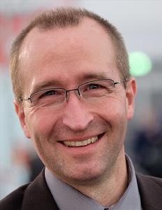 Dr. Lutz Kelch