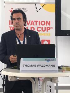 Thomas Waldmann, Start-up & Venture Manager bei Würth Elektronik eiSos, hielt einen Vortrag zum Thema "Enabling IoT Start-Ups in Industrial Applications", Bild: Würth Elektronik