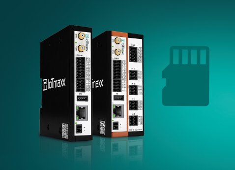 IoTmaxx-Linux-Gateways-mit-MicroSD-Karte_rgb.jpg