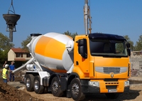 Premium Lander 8x4 kl: Als 8x4 Version erhältlich ? der Renault Premium Lander