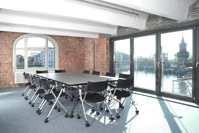 Konferenzraum_Spreeblick.jpg