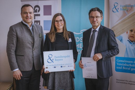 eputec-auszeichnung-familienfreundlicher-arbeitgeber.jpg