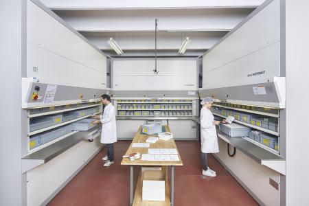 Das Hänel Rotomat® Versandlager ist auf maximale Effizienz und
Kommissionierleistung ausgelegt.
