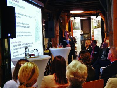 Die Kontaktstelle Frau Und Beruf Heilbronn Franken Ist Eroffnet Wirtschaftsregion Heilbronn Franken Gmbh Pressemitteilung Pressebox