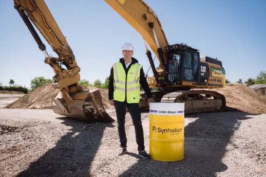 philipp-furler-eberhard-excavator.jpeg