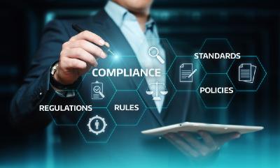 Service Manager sind nicht nur zentrale Ansprechpartner für alle von noris network bezogenen IT-Services, sondern zugleich Fachleute für Compliance / Bildquelle: Alexander Supertramp/Shutterstock.com