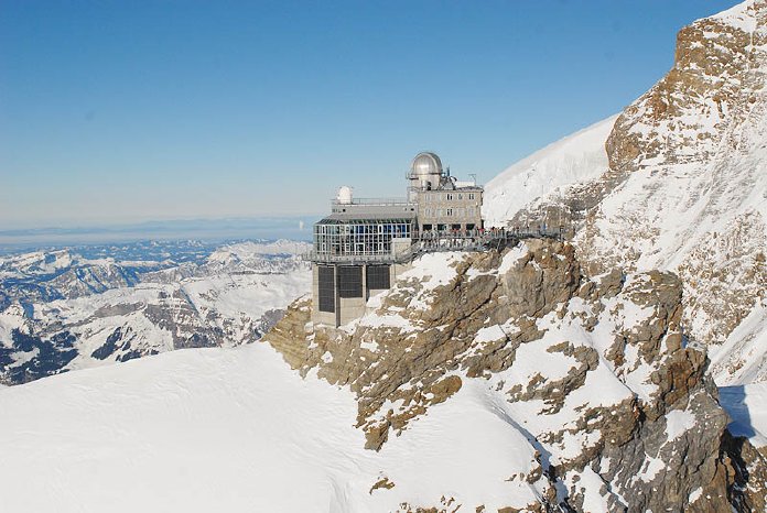 Kyocera Jungfraujoch.jpg