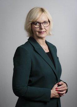 Bärbel Hestert-Vecol~rporate Affairs.jpg