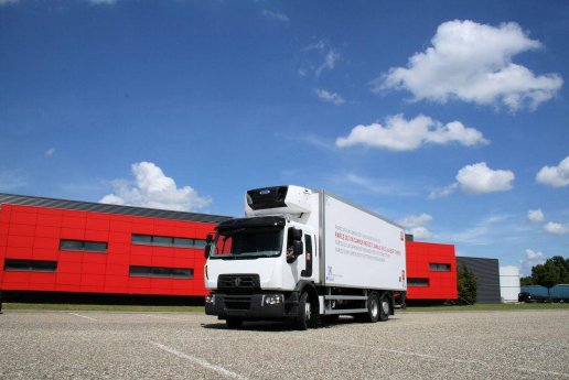 Renault_Trucks_D_Wide_11L_03.jpg