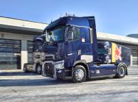 Weitere drei top ausgestattete Renault Trucks T 520 High sind seit Jahresbeginn für Red Bull quer durch Europa im Einsatz
