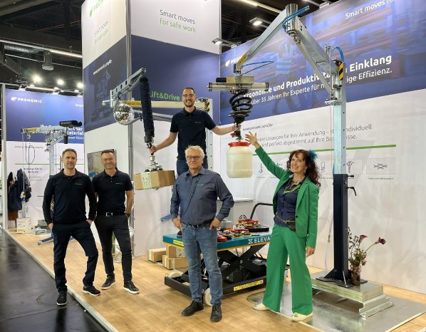 PRONOMIC_Messeteam_Deutschland (2).jpg