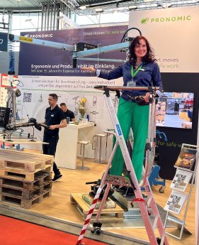 PRONOMIC_Messestand_Handhabungstechnik_für_nachhaltige_Arbeitssicherheitslösungen.jpg