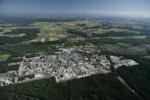 Luftbild IPW Gendorf von Westen 2007.jpg