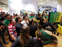 Knapp 100.00 Besucher während der Publikumstage, rund 3.000 Teilnehmer an der "Schaeffler Rallye Experience" - Schaeffler Automotive Aftermarket zieht eine positive Bilanz der IAA 2013