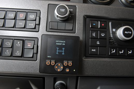 renault_trucks_c_optitrack_euro_6_2.JPG