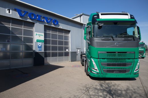 VolvoTrucks_erster-FH-2021_4.jpg