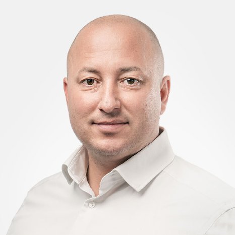 Marco_Kuhn-WEB-2.jpg
