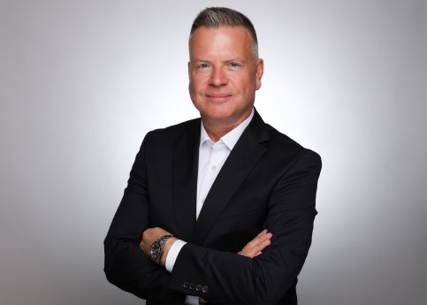 Portrait Dr. Georg Heidemann l Bild von Heidemann Küthe RAe.jpg