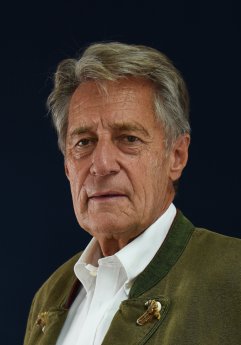 MEX_25_PM_Portrait_Brandl.jpg