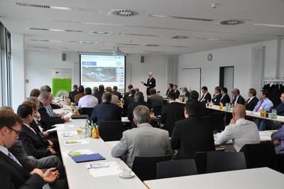Intensiver Wissensaustausch bei einem Workshop des Machining Innovations Net-work.