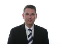 Acknowledged expert in the printing industry: Michael Simm is responsible for sales of the glass bead printing blanket Black Pearl at ContiTech (Photo: ContiTech)