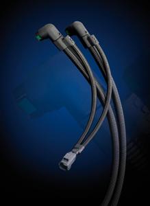 Neben den millionenfach bewährten SCR-Leitungen bietet ContiTech nun auch eine weiterentwickelte zweite Leitungsgeneration mit beheizten Quick-Connectoren an. Photo: ContiTech
