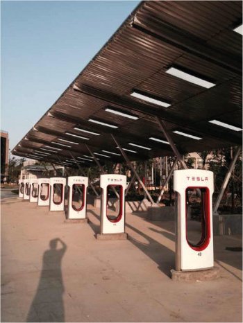 Carport-China-Tesla1.jpg