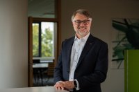 Thomas Murche, technischer Vorstand der WEMAG AG wurde bis 2030 in seinem Amt bestätigt