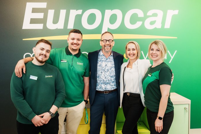 In der neuen Premium-Station von Europcar in der Stuttgarter Innenstadt wird Teamplay großgeschr.jpg