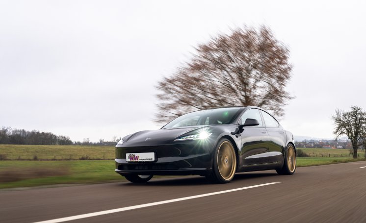 KW_DDC_Tesla_Model_3_Facelift_Fahraufnahme_0001.jpg