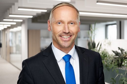 Storck Büro Hintergrund.jpg