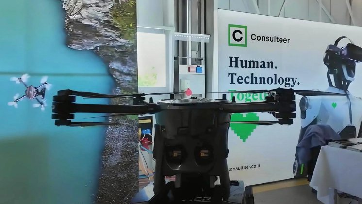 consulteer-xer-mini-drone-p21-visual-2.webp